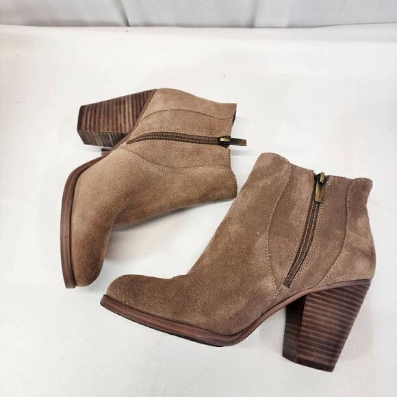 Vince Camuto Harlin Bootie in Wild Mushroom Tassles Size 7M - Picture 8 of 11